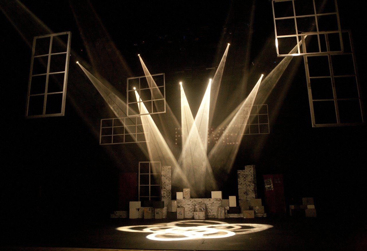 theatre-430552_1280